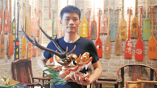 羊城晚報：亮相冬奧會的“龍頭” 來自廣州這位“80後”